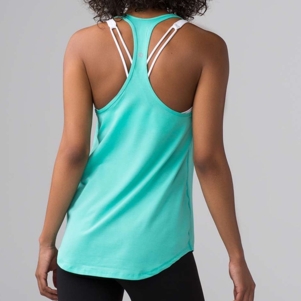 Lululemon Tech Mesh Singlet - Picture 2 of 6